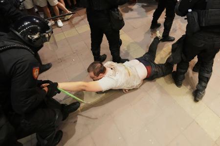 Die Proteste gegen die Regierung eskalieren. (Archivbild)