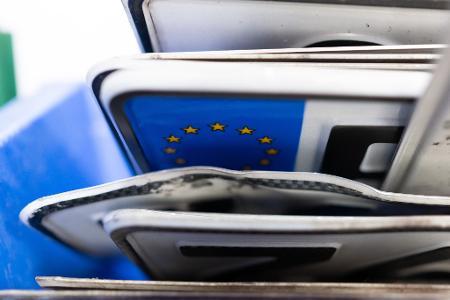 Dutzende kleinere Städte wollen eigene Nummernschilder. (Symbolbild) 