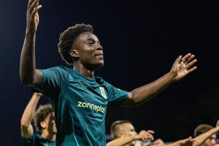 15-Jähriger bricht Rekord in Ehrendivision