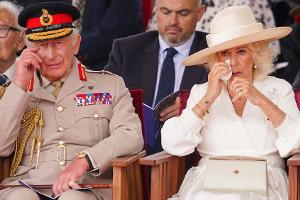 Veteran bewegt König Charles und Königin Camilla zu Tränen
