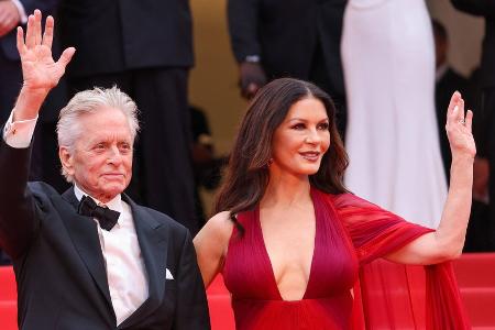 Catherine Zeta-Jones verteidigt vier Immobilien: 