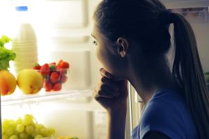 "Food Noise": Ist es normal, ständig ans Essen zu denken?