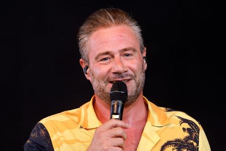 Dick Brave feiert bei der 