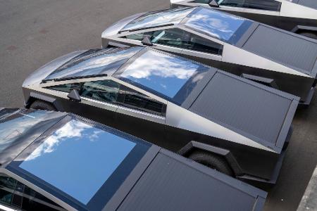 Teslas Cybertruck polarisierte sofort mit seinem ungewöhnlichen Design. (Archivbild) 