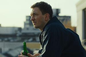 Johannes Kienast in neuer Hauptrolle: "Ich dachte, ich wäre klüger"