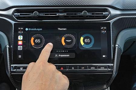 Aston Martin Vanquish V, Infotainment