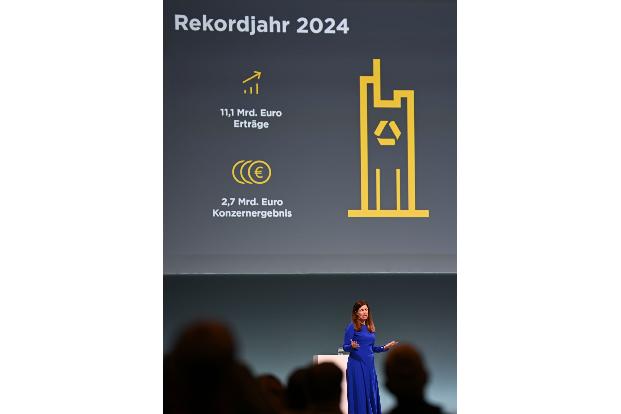 Der Dax-Konzern wirbt mit guten Zahlen und ehrgeizigen Zielen für seine Eigenständigkeit. (Archivbild)