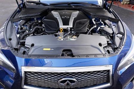 Infiniti Q50S 3.0t, Motor