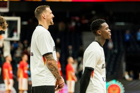 Schröder gewinnt Wette mit Theis: 