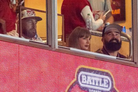 Taylor Swift und Travis Kelce: Erster Auftritt als verlobtes Paar