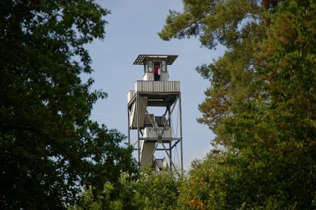 Der Feuerwachturm Galgenberg am nördlichen Rand des Ruhrgebiets ist Teil eines Verbundes. 