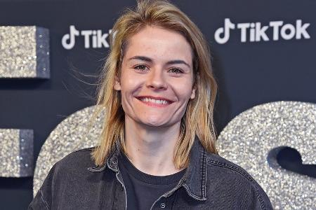 Hazel Brugger: Besuch von ABBA-Star Björn Ulvaeus in Stockholm