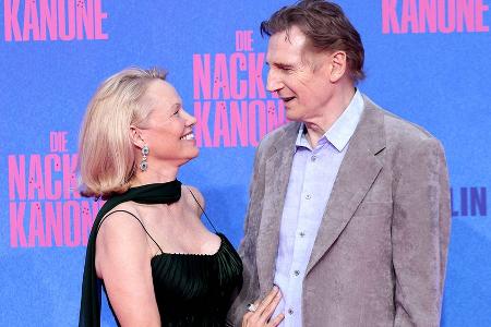 Beziehung von Pamela Anderson und Liam Neeson offenbar nur Filmwerbung