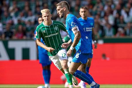 Gegen zehn Bremer: Leverkusen verspielt klare Führung