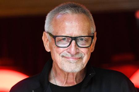 Wegen Nervenschaden: Konstantin Wecker kann kaum Klavier spielen