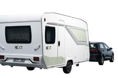 Fendt Next 380 (2025) Wohnwagen mit Zugfahrzeug