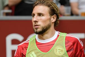 Angreifer Niemiec aus Düsseldorf nach Dänemark