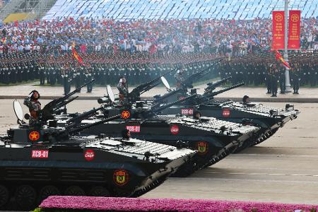 Die Regierung präsentierte die militärische Stärke des Landes.