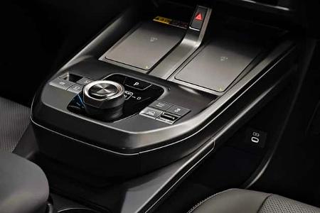 03/2025 Toyota BZ4X Facelift Modelljahr 2025