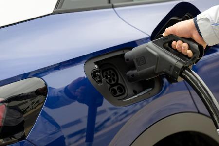 Der Absatz von Elektroautos war auch im August hoch. (Archivbild)