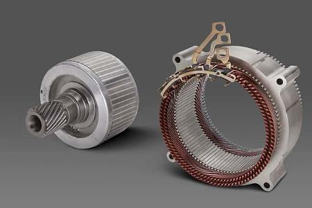 Cadillac Lyriq GM BEV3 Plattform Ultium Motoren Hummer EV 