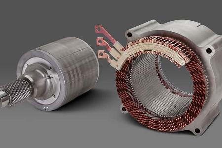 Cadillac Lyriq GM BEV3 Plattform Ultium Motoren Hummer EV 