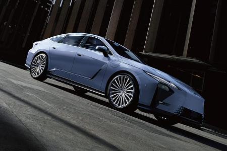 Lexus ES 2025