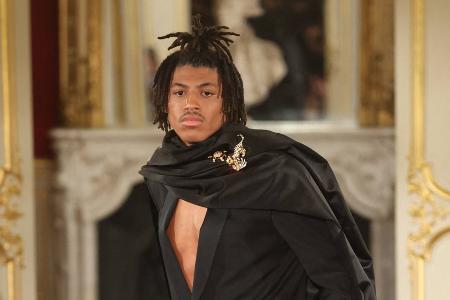 Henry Samuel landet Mega-Deal mit Luxuslabel