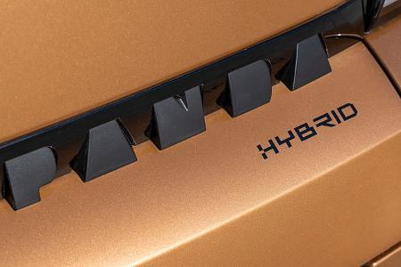 Fiat Grande Panda Hybrid La Prima