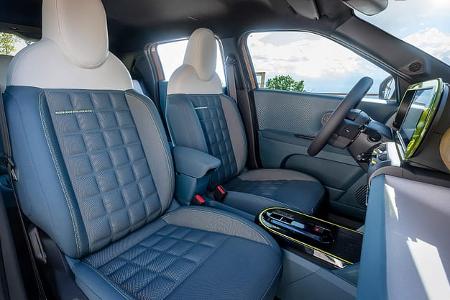 Fiat Grande Panda Hybrid La Prima