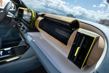 Fiat Grande Panda Hybrid La Prima