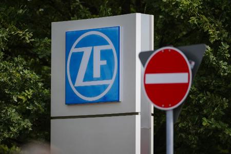 Der Zulieferer ZF Friedrichshafen muss sich neu erfinden. (Archivbild) 