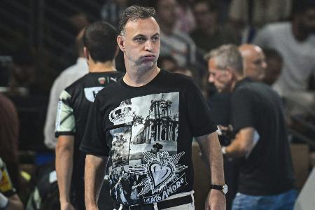 Pfiffe, Häme, Pleite: Hannings Fehlstart mit Krickau