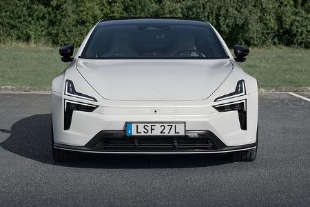 Polestar 5 Performance
