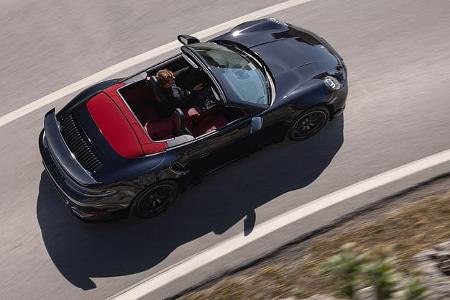 Porsche 911 992.2 Turbo S Cabrio