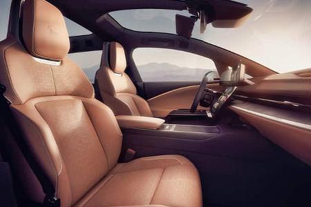  Lucid Gravity Premiere