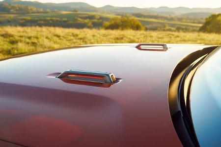 Scout Traveler E-SUV USA