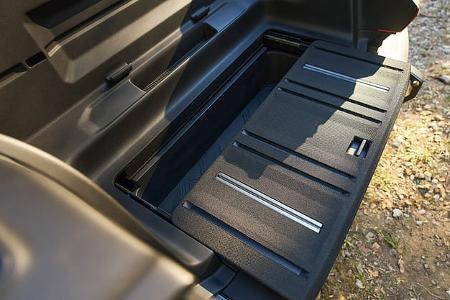 Scout Traveler E-SUV USA