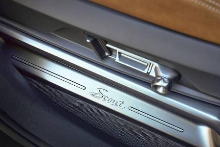 Scout Traveler E-SUV USA