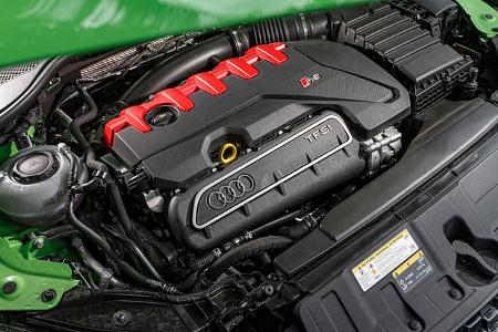Audi TT RS, Motor