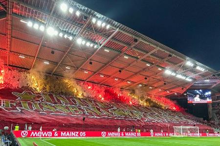 Wegen Pyro: Geldstrafe für Mainz - Fanausschluss droht