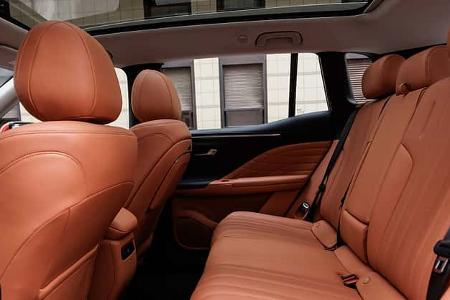 GAC Aion V Fahrbericht Paris 2024