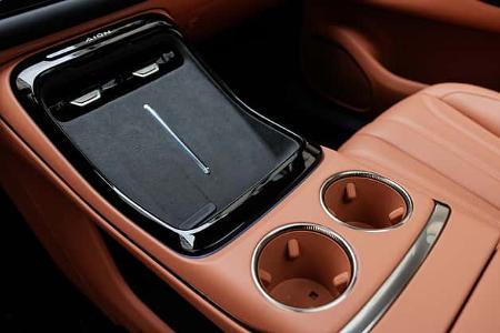 GAC Aion V Fahrbericht Paris 2024