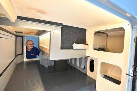 HIP_Campers_4Family_Heckgarage