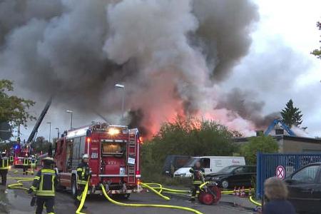 Feuer Schrottplatz Ludwigshafen