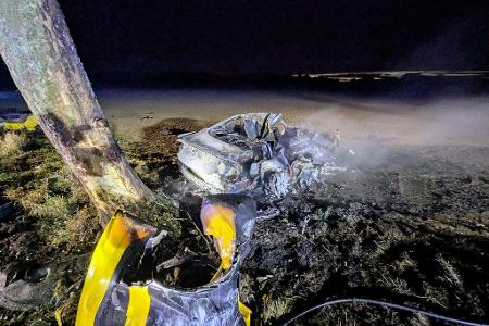 Drei Menschen starben bei diesem Autounfall. (Handout)