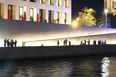 Die mutmaßlichen Angreifer flohen, bevor die Polizei eintraf. (Archivbild)