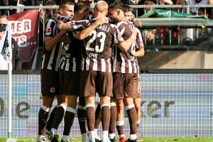 Sieg auch gegen Augsburg: Pauli sichert sich Startrekord