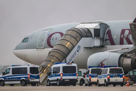 Katar hat nach Angaben der Bundesregierung für seine Hilfe bei den beiden Abschiebungen nach Kabul keine direkte Gegenleistung erhalten. (Archivbild)