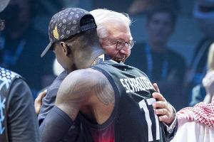 Triumph bei der EM: So feiern die Promis das deutsche Basketballteam